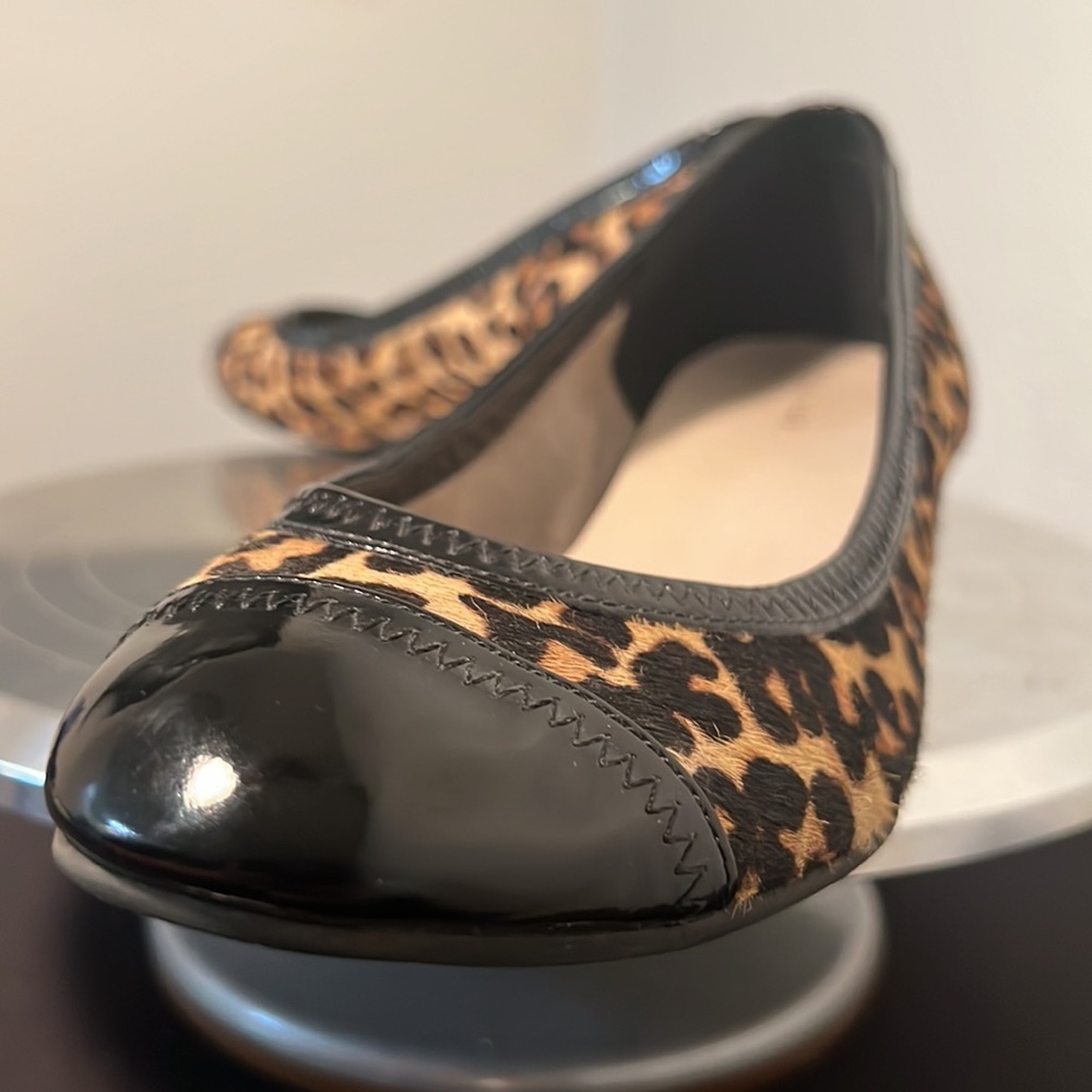 COLE HAAN Elsie Calf Hair Cap Toe Leopard Print Patent Leather Wedges 🐆 - Picture 7 of 9